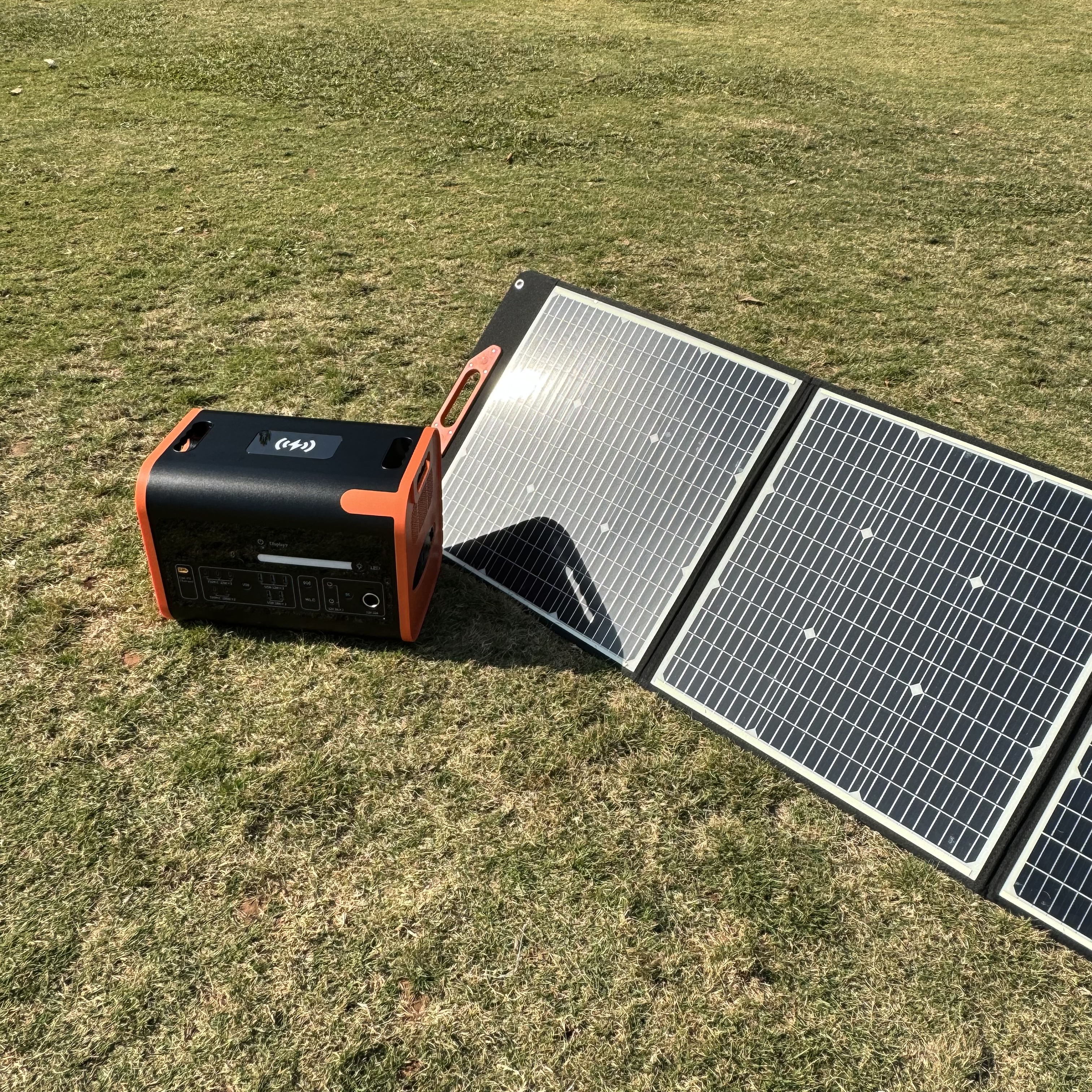 Central eléctrica portátil al aire libre de alta calidad del generador solar LiFePO4 que acampa 2200W